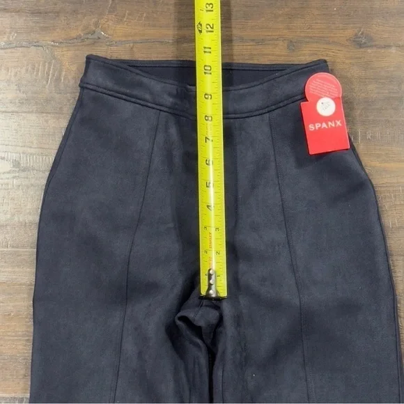 Spanx Faux Suede Flare Pant Classic Navy Size XS Tall Women - Picture 11 of 12